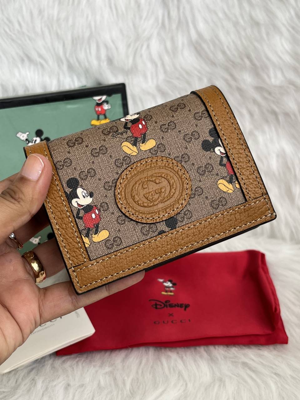 Guchi_X_Disney_Premium_Coded_TwoFold_Wallet_With_OriginalPacking