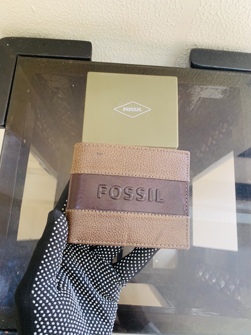 13 FOSIL PRINTED PREMIUM QUALITY WALLET WITH BOX
