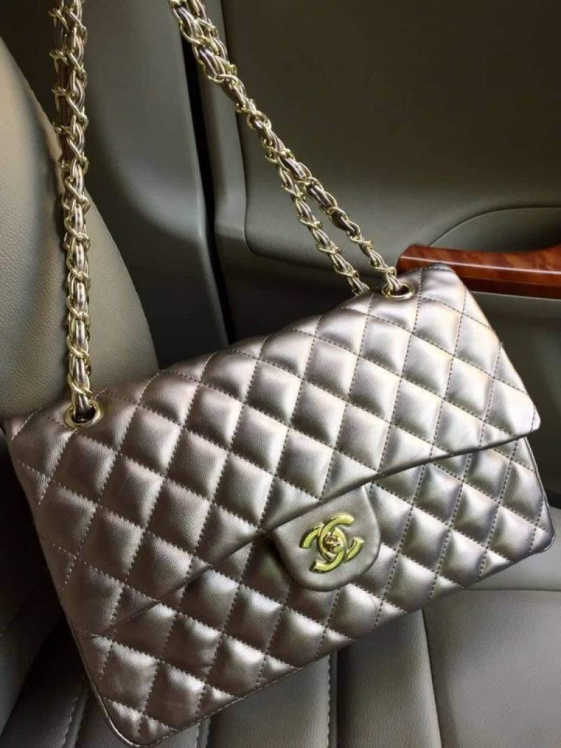 Chennel_Classic_Jumbo_Flap_Shoulder_Bag_With_OG_Box_&_Dust_Bag_(Silver-795)