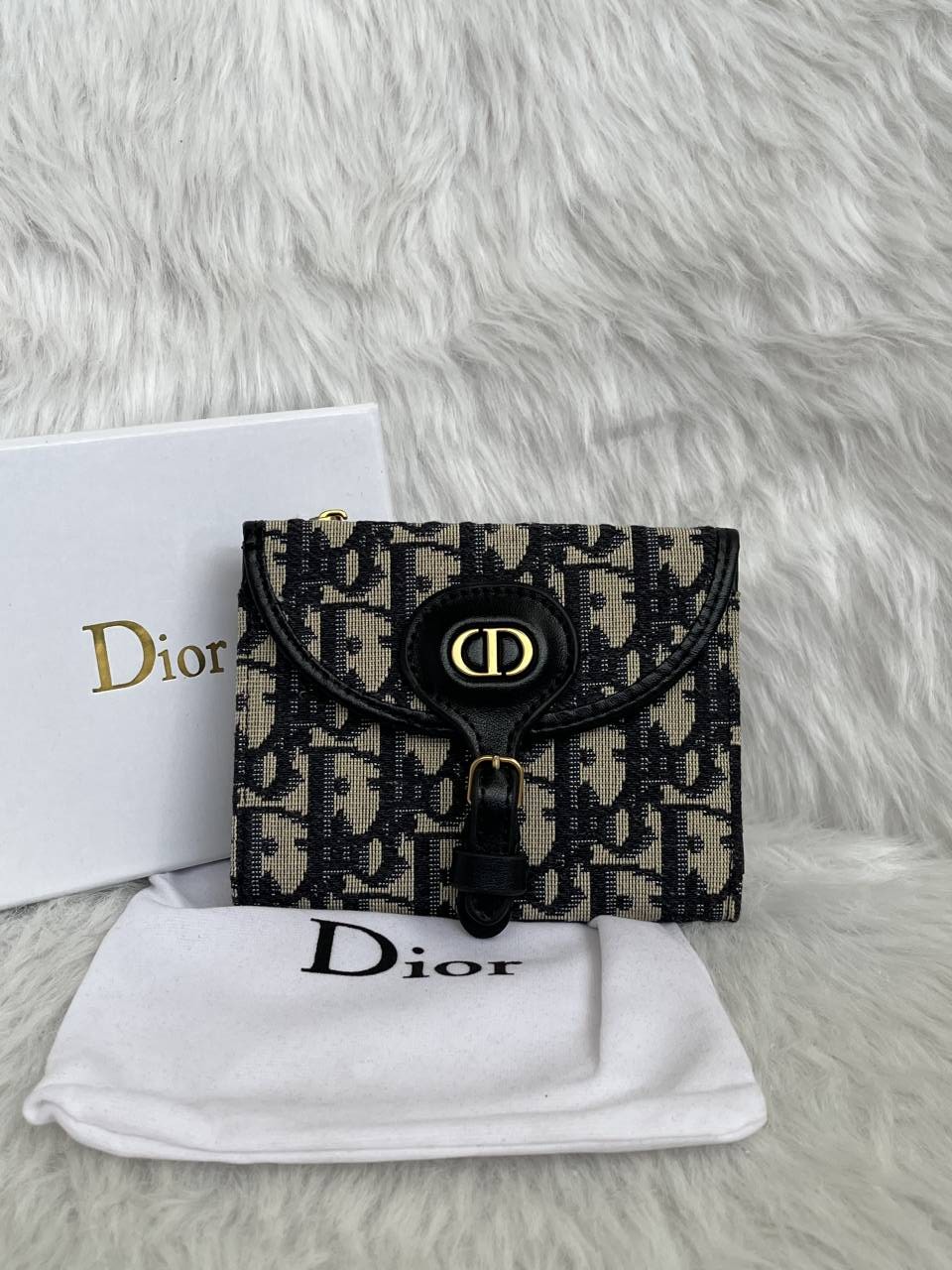 Diyor_D2_Montaigne_Premium_Highend_TwoFold_Wallet_With_OriginalBox_DustCover