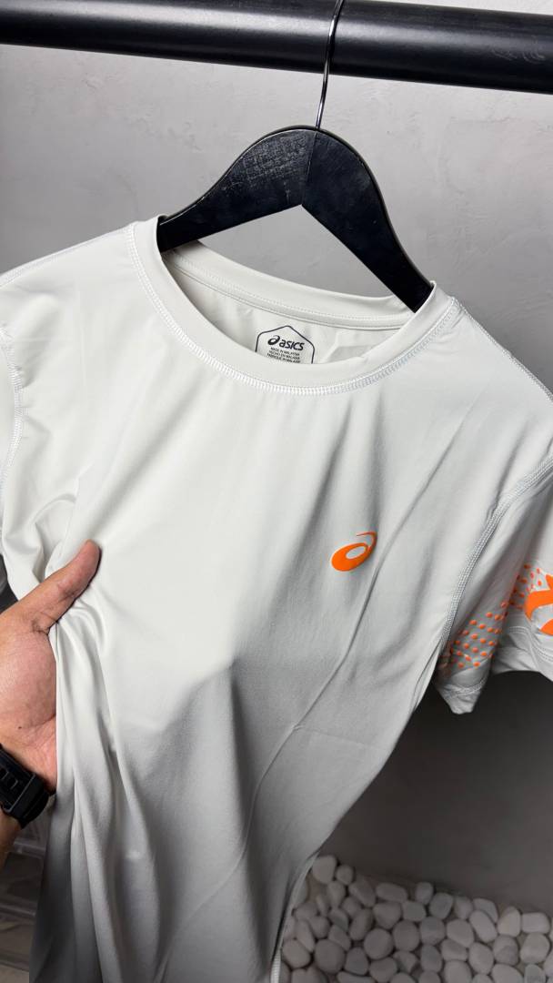 Asic- premium running t-shirts 2642