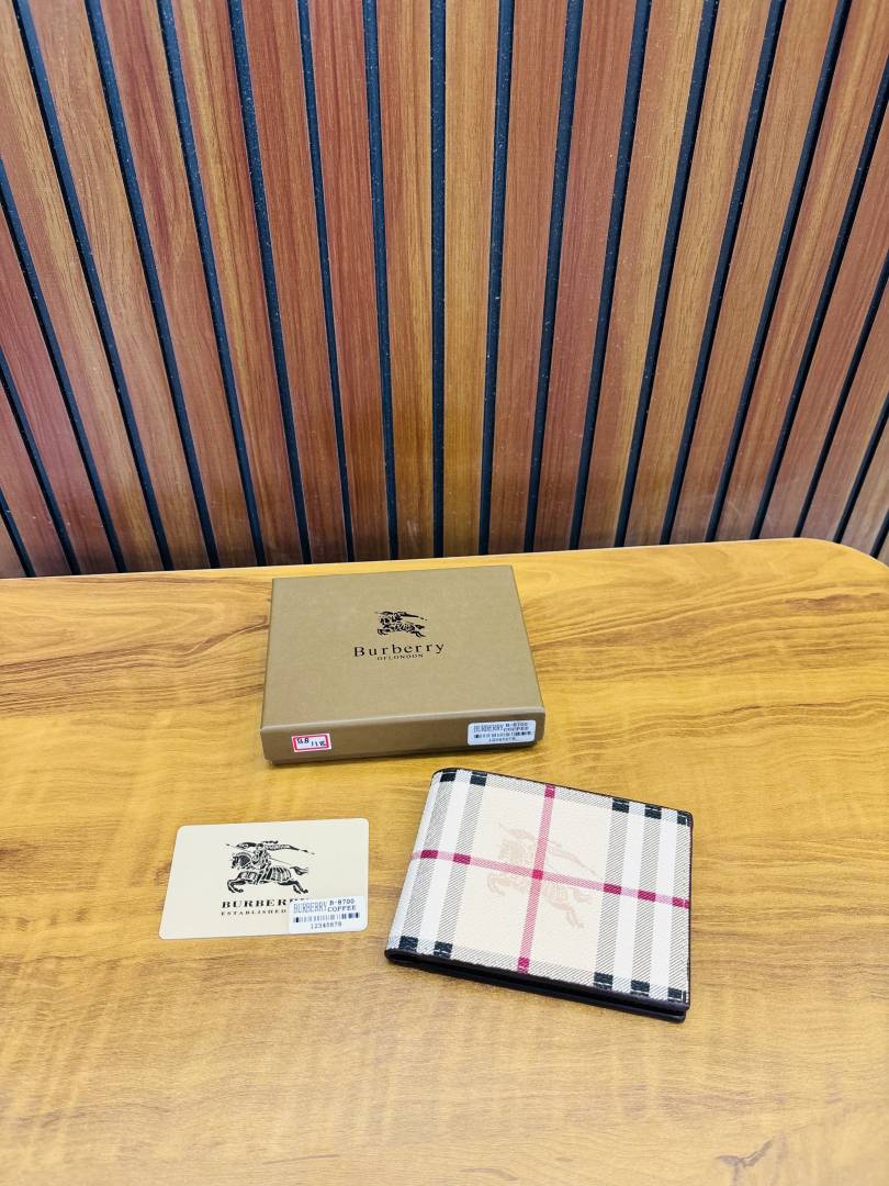 118 BURBERY PREMIUM QUALITY WALLET