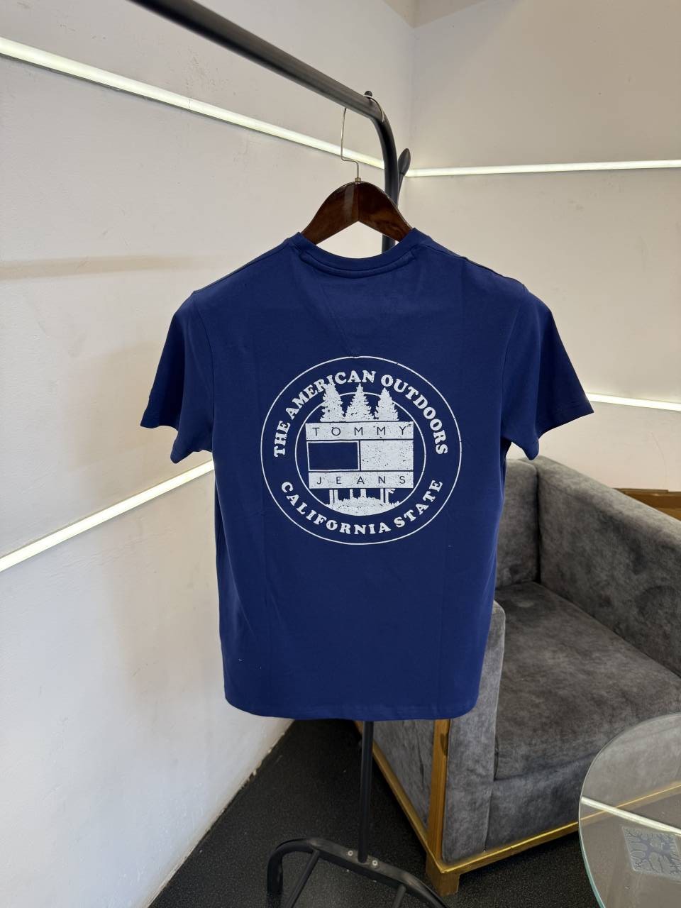 Tommyy hilfiger  blue imported round neck tshirt