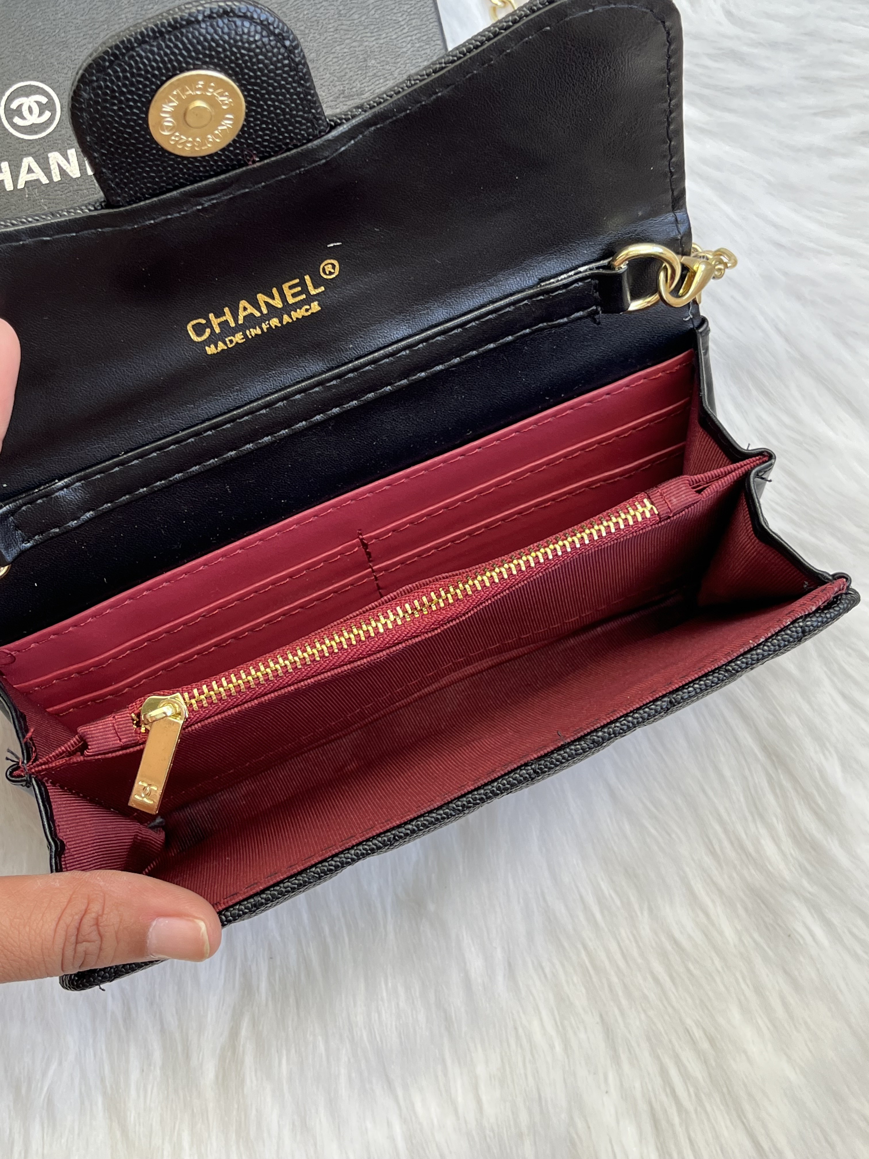 Channel_72_ChainOnWallet_Premium_With_Original_Box