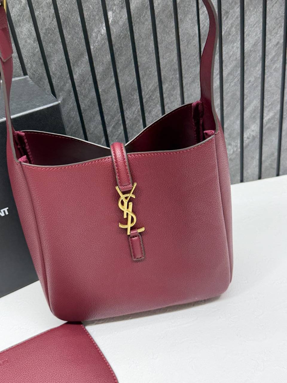 Ysl Saint Laurent Le 5 A 7 Hobo Shoulder Bag With Original Box & Dust Cover