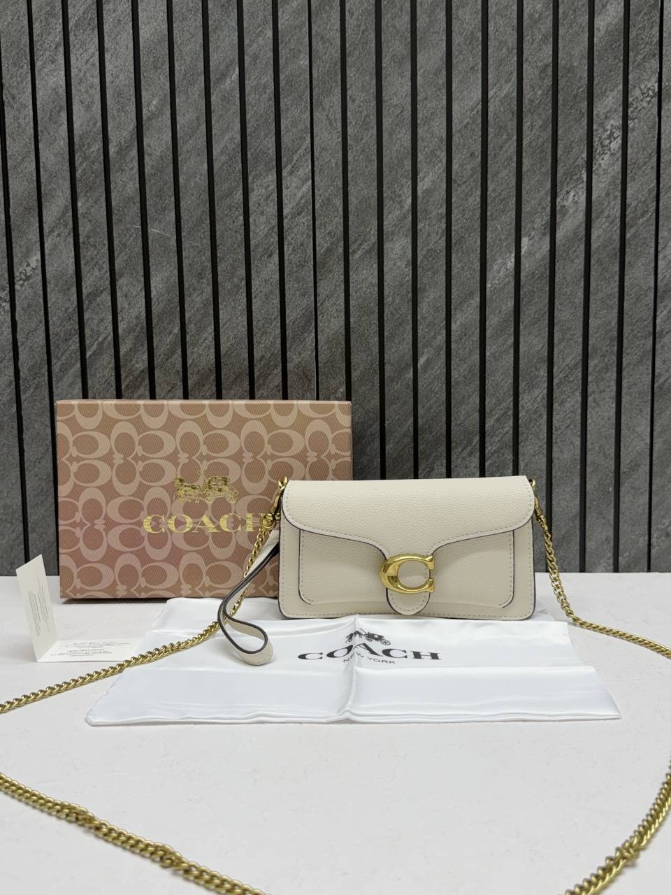 Coacch Tabby 19 Chain Clutch SuperHighend Quality 11 With OriginalBox & DustCover