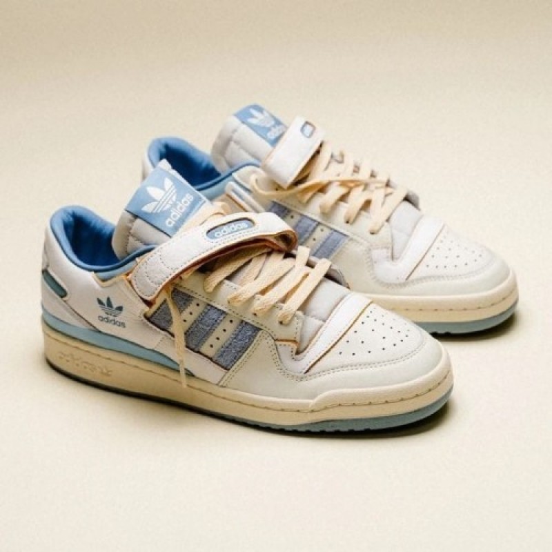 Adidas forum low 84 lg unc