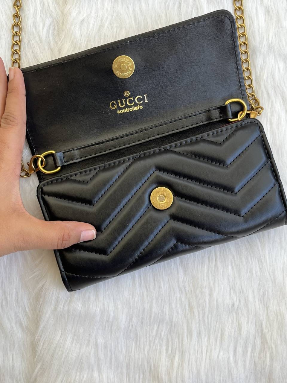 Guchi_74_Chain_On_Wallet_With_OriginalBox