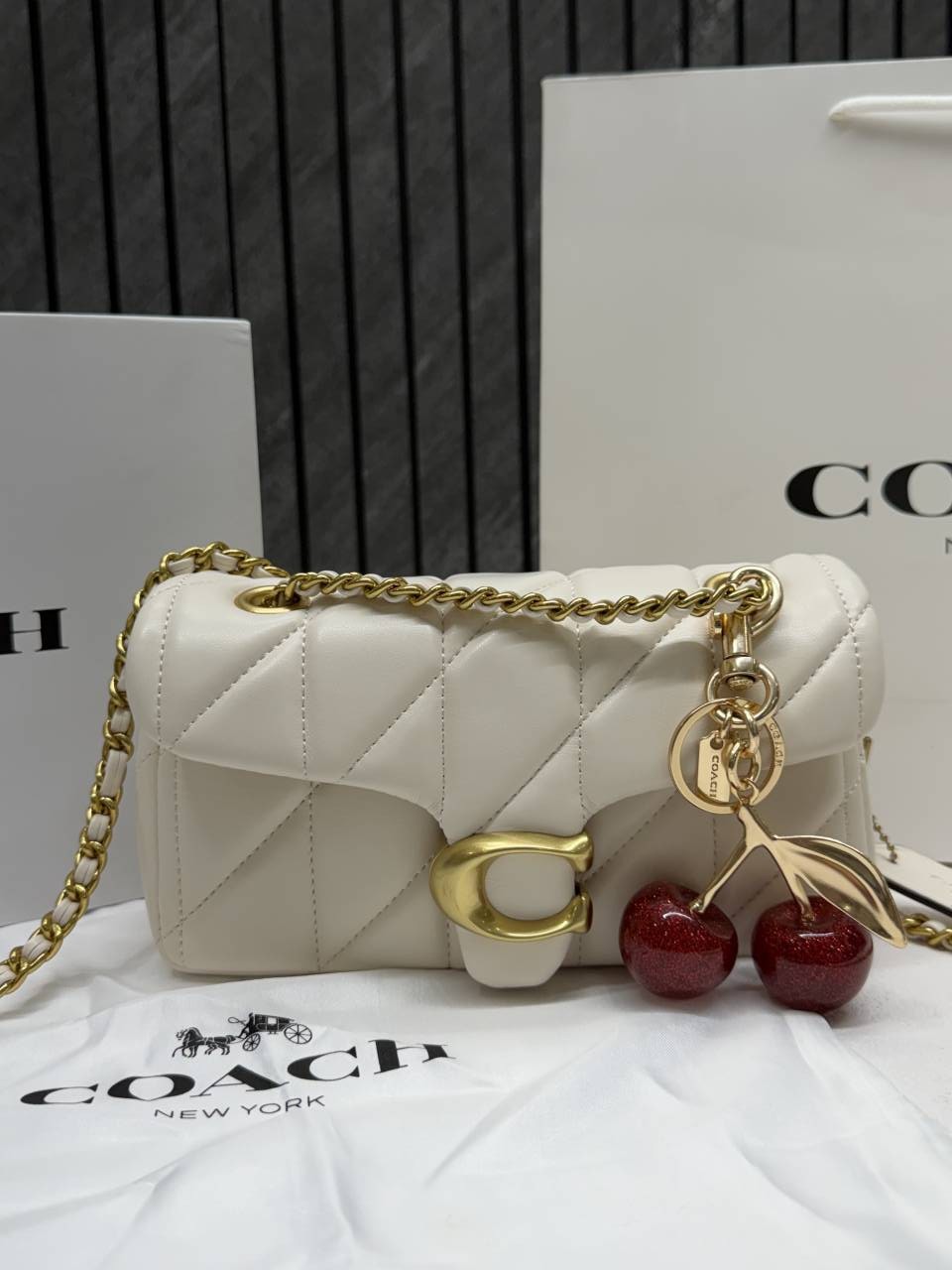 Coacch CB Tabby 20 With Cherry Charm Highend Quilted Leather ShoulderBag With Original CherryCharm Box & CarryBag