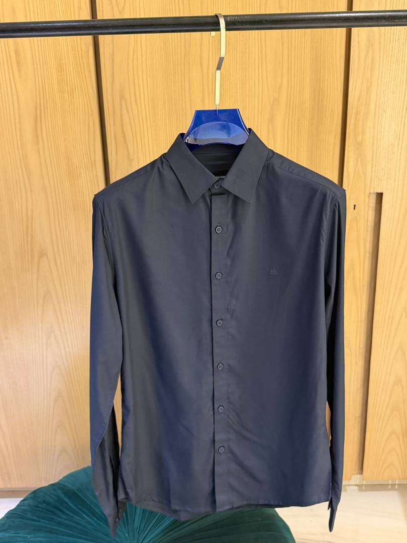 Calvi-xn Klein IMPORTED STORE ARTICLE SHIRT