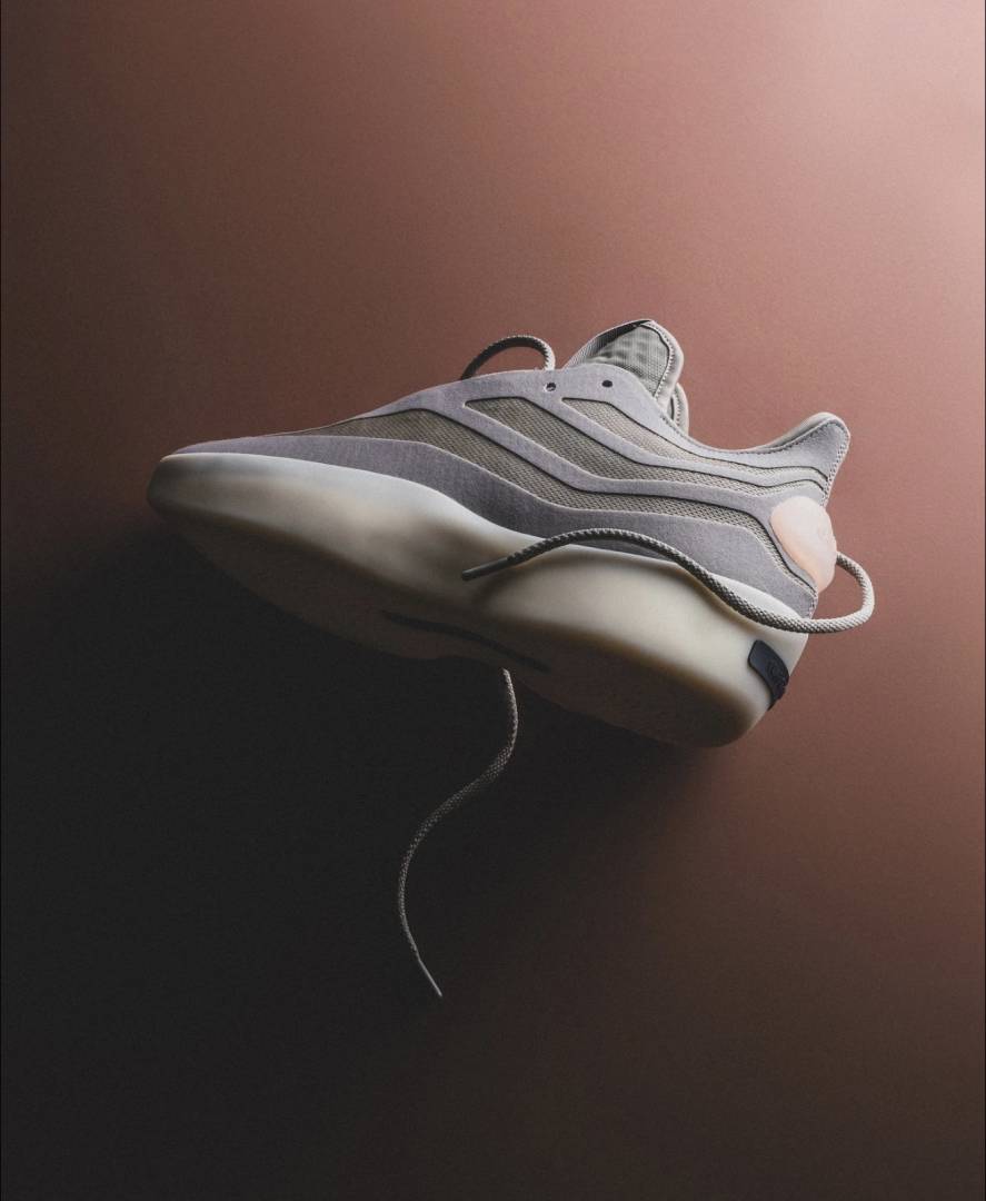 Adiddas fear of god athletics basketball low putty beige