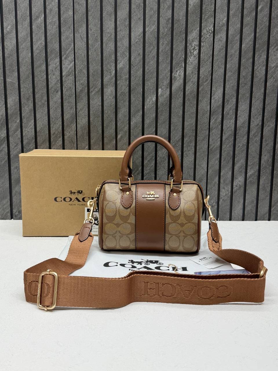 Coacch Rowan Mini Apricot-Brown With OriginalBox DustCover