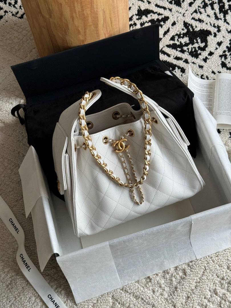 Chennel_25_Medium_White_ShoulderBag_With_OriginalPacking_Highend_NoReturn