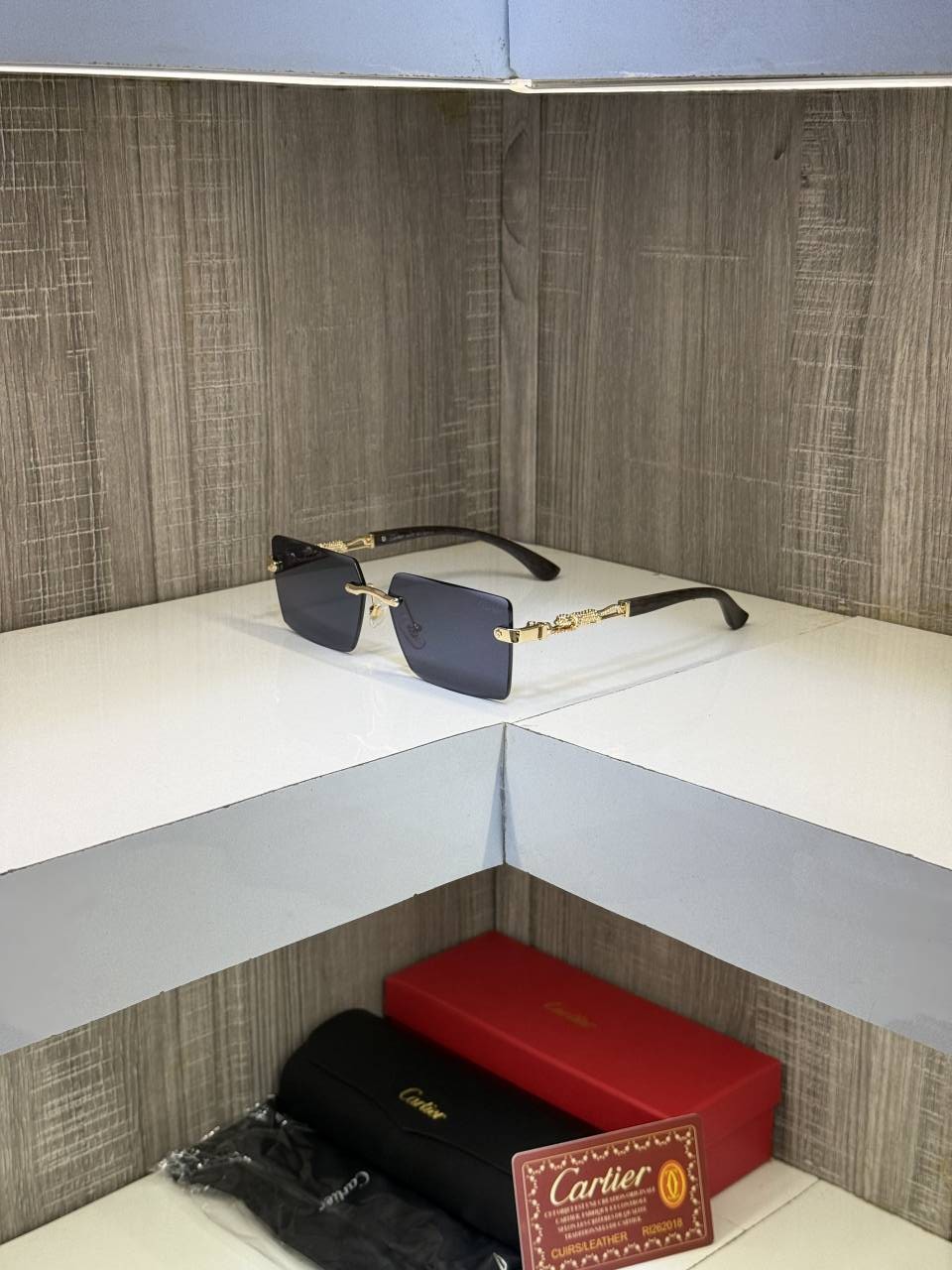 Cartiar 3077 Frameless Wooden stick sunglass