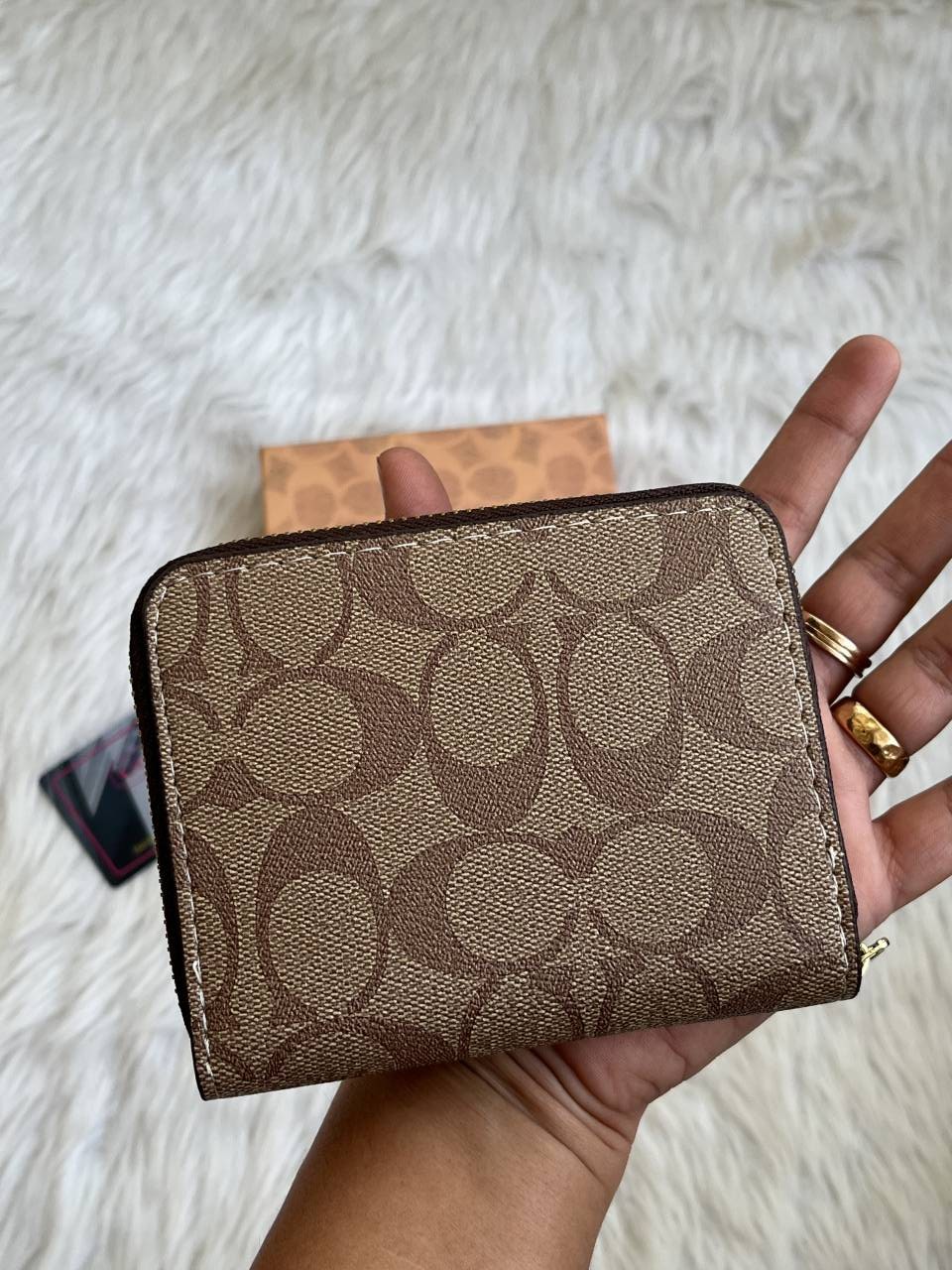 Coacch_115_BR_Zippy_Wallet_With_OriginalBox_DustCover_Premium