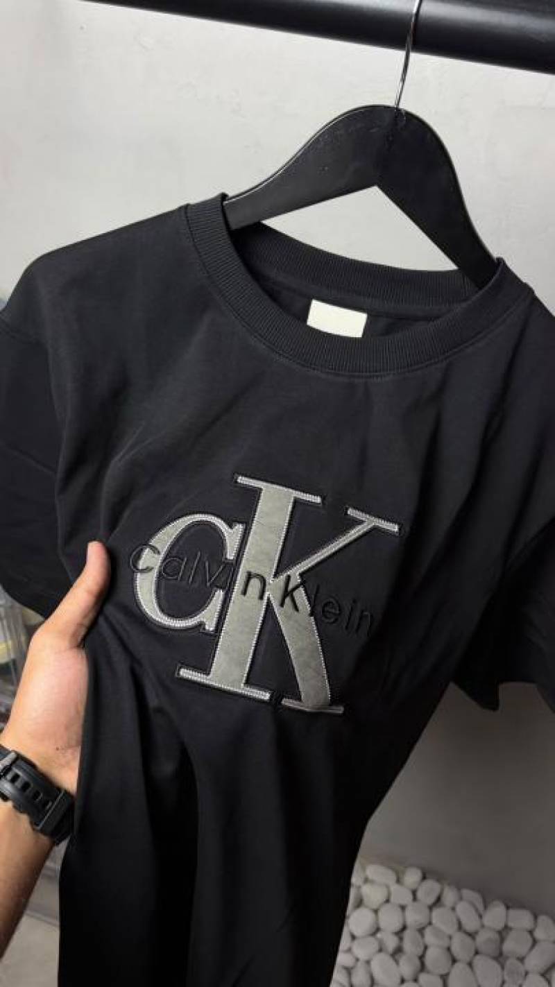 Calvin Kleiin Premium Oversized T-Shirt 2696