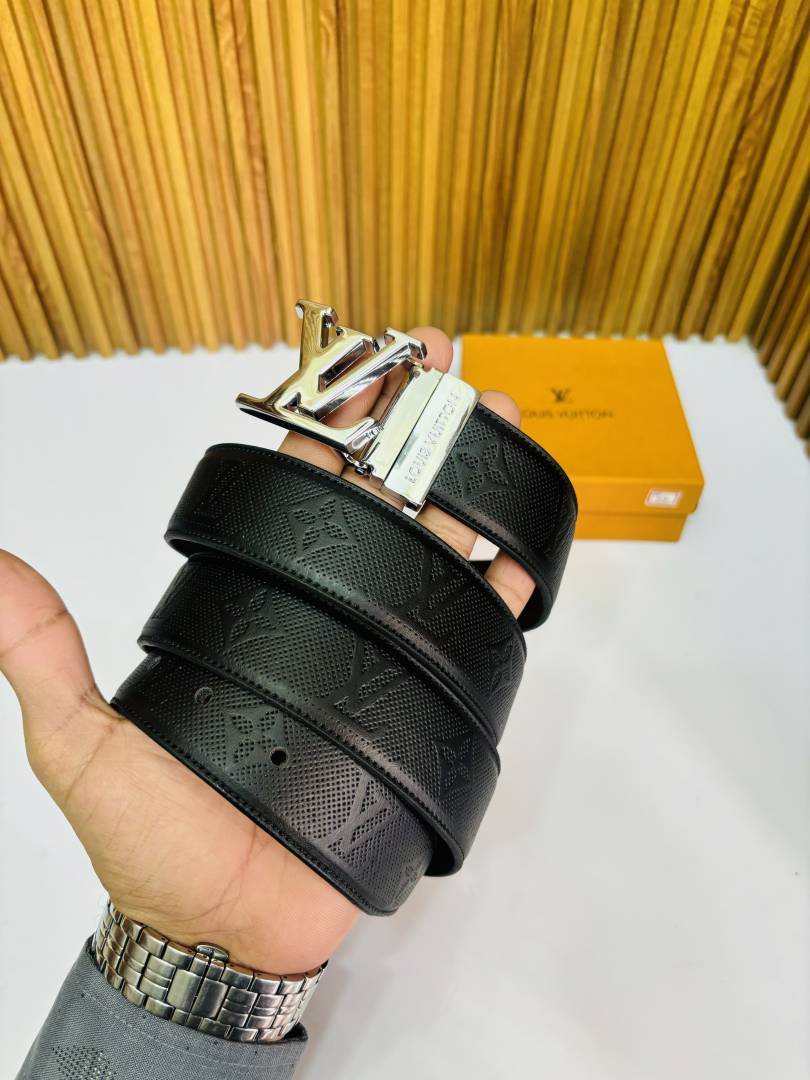 07 LV LOIUS VUTTON PREMIUM QUALITY REVERSIBLE BELT