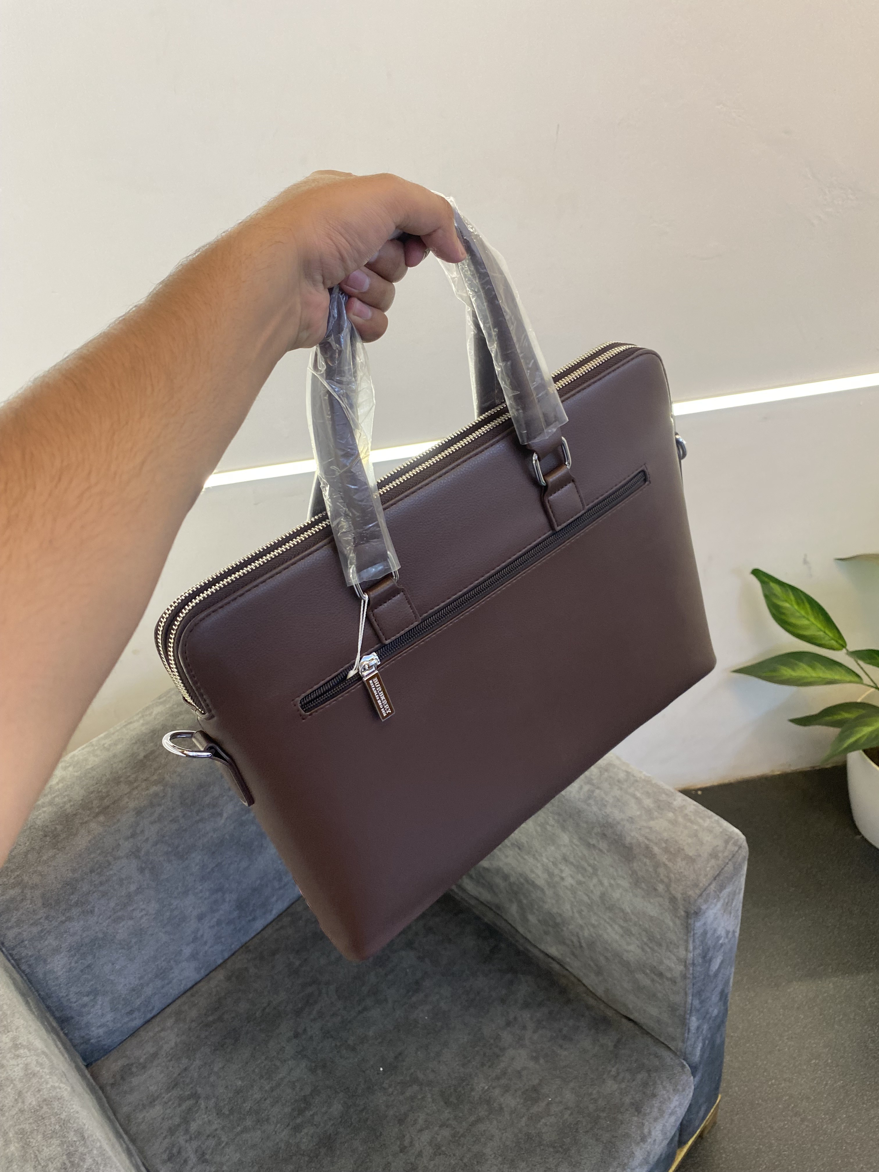 Burbery checks laptop bag with steel logo and starp grey brown