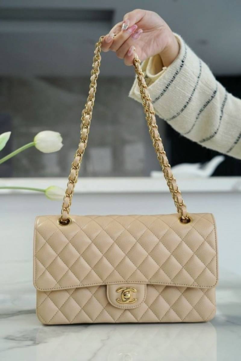 Chennel_Classic_Jumbo_Flap_Shoulder_Bag_With_OG_Box_&_Dust_BaGahpricot-794)