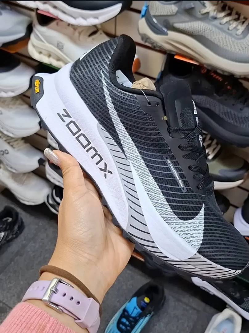 ACG Ultrafly Trail black running shoes