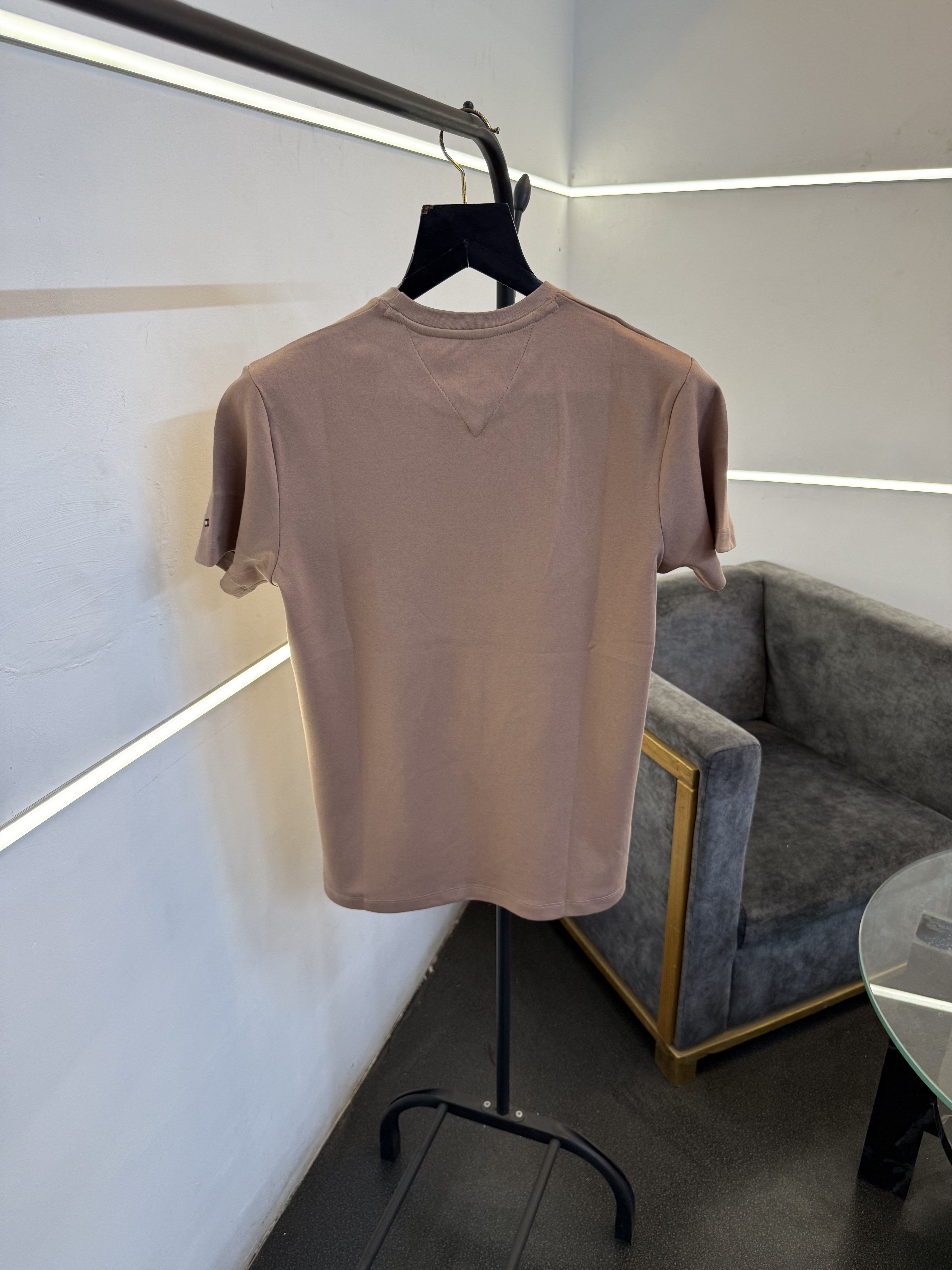 Tommy hilfigar round neck imported tshirt peach