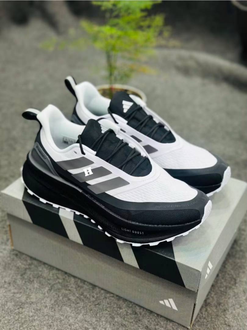 Adiddas Ultraboost 5 TR White Black