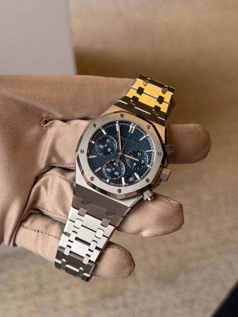 Audemars piguee_tRoyal Oak Chronograph Blue