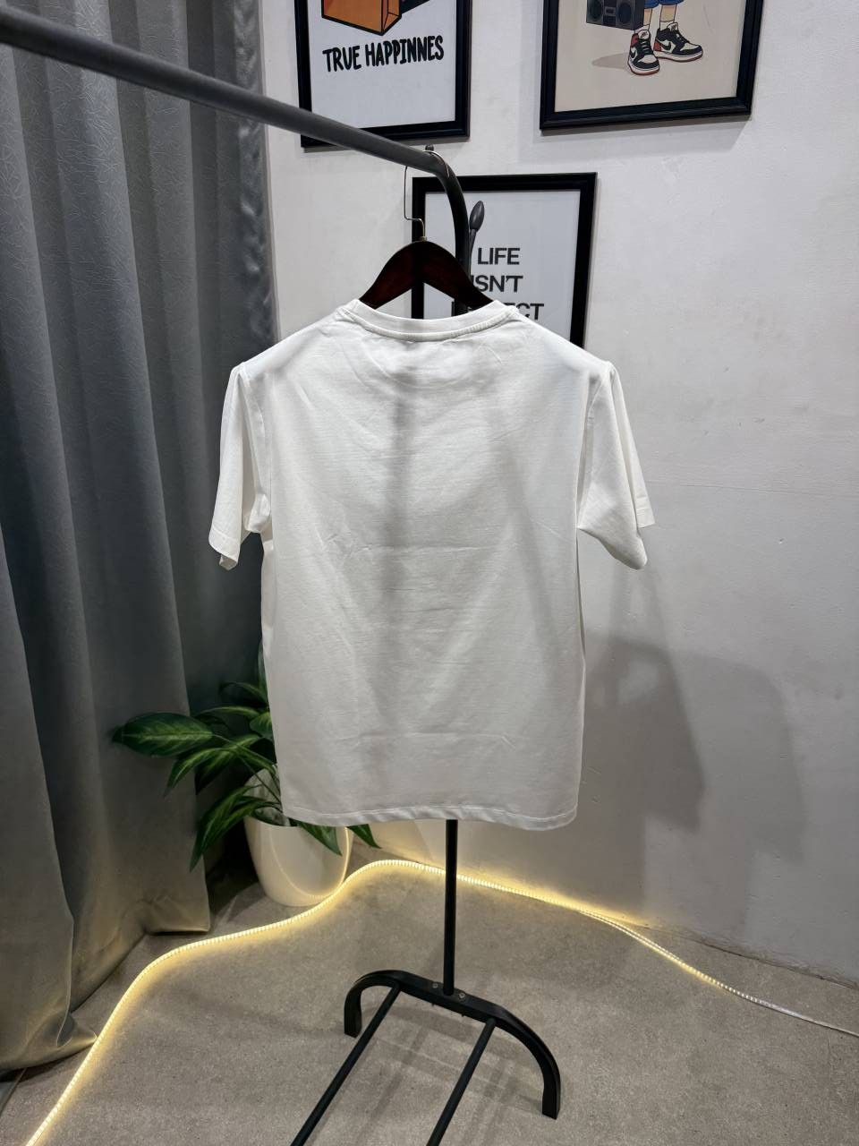 Burbery embroidery logo imported round neck tshirt white