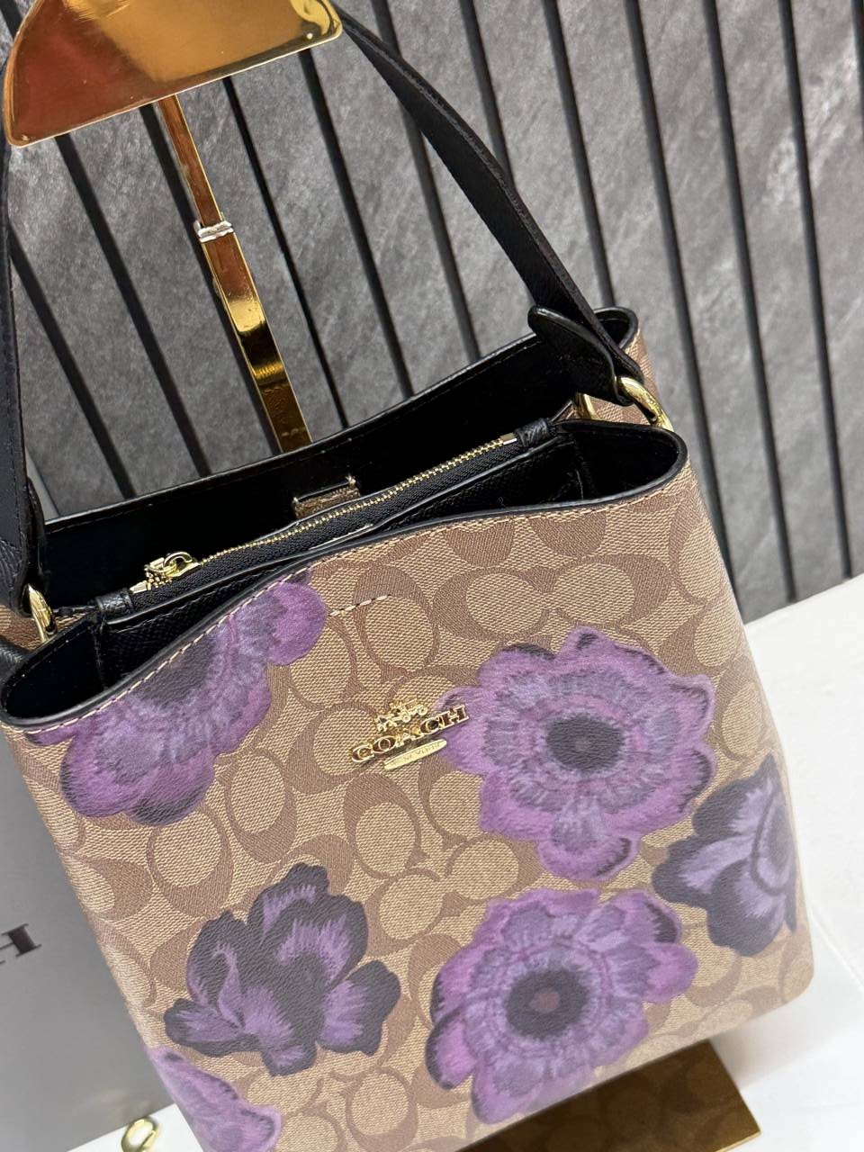 Coacch Bucket Floral Print With Original Box & DustCover