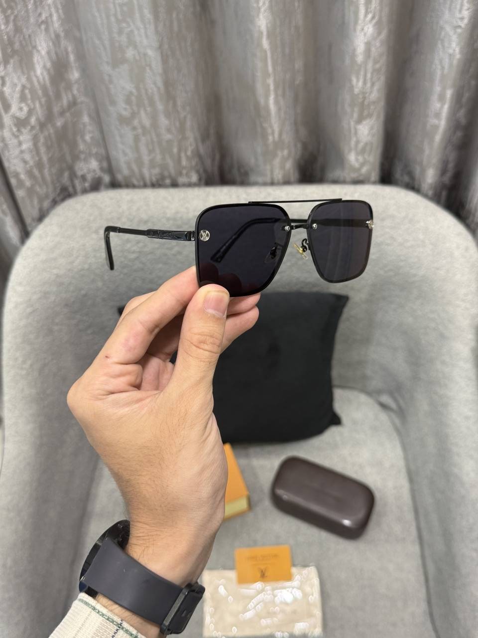 Loius Vutton 22286 Premium sunglass
