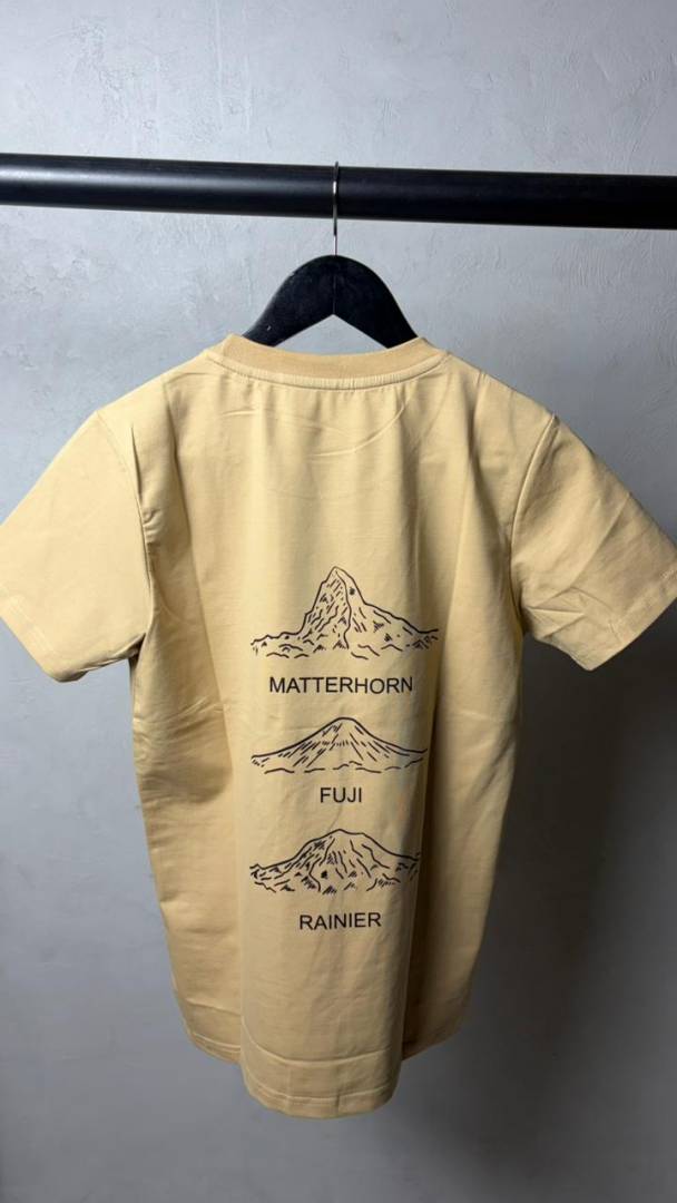 On Clou_d Premium T-Shirt 2130. Sale offer VS1000
