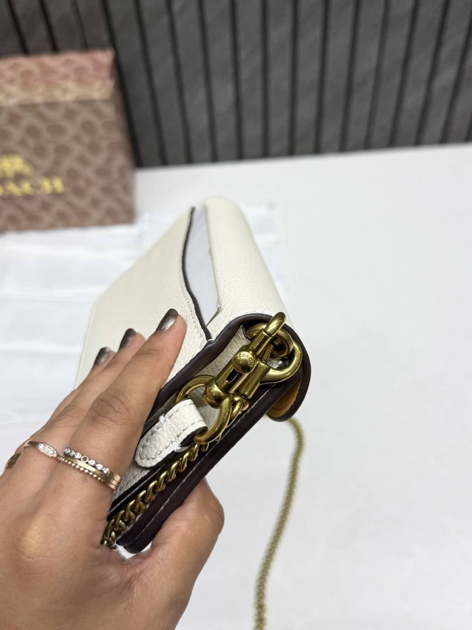 Coacch Tabby 19 Chain Clutch SuperHighend Quality 11 With OriginalBox & DustCover