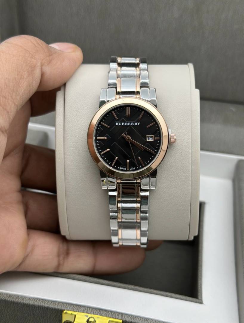 BURBERY  WATCH 142