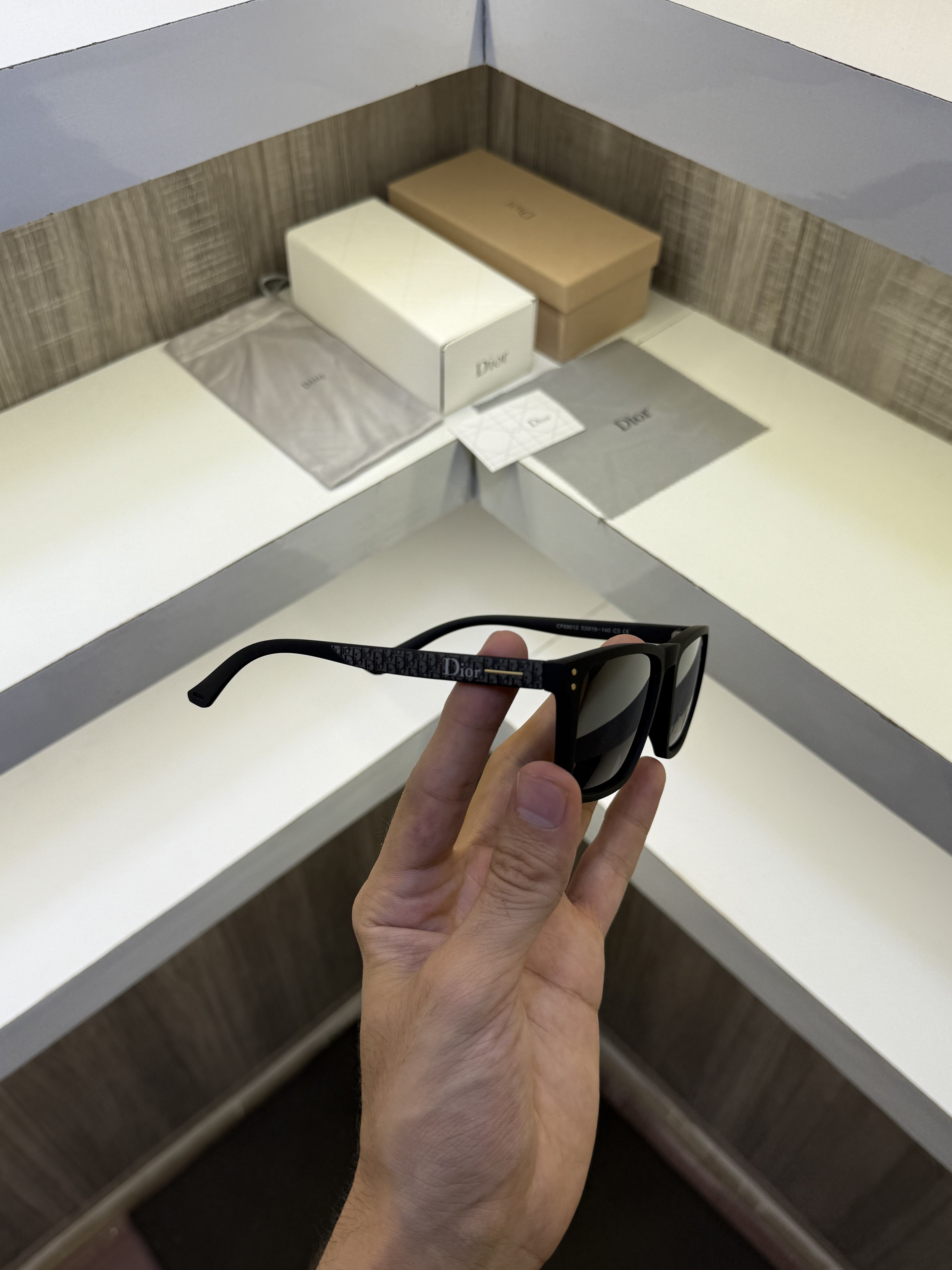 Diyor 69012 Premium sunglass (MATT)