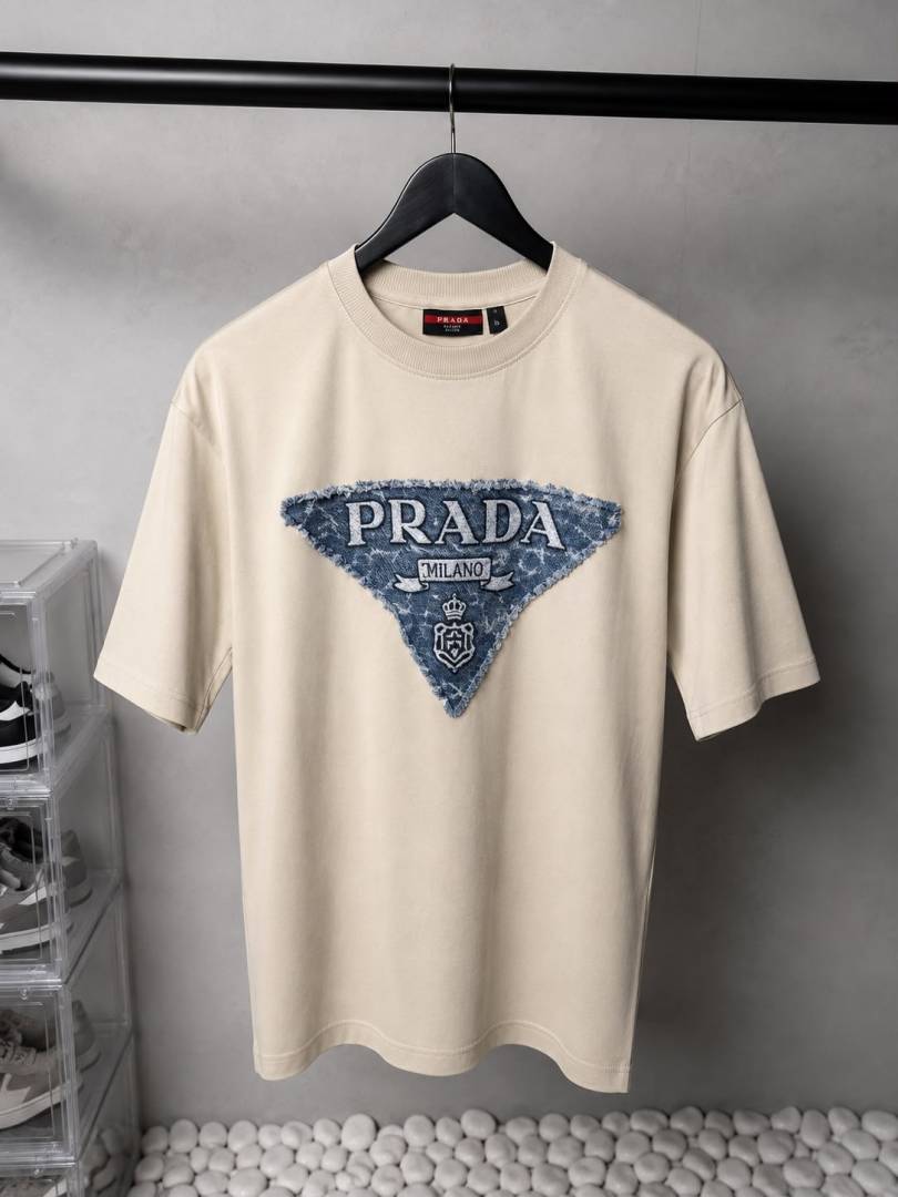 Prad_ Milano Logo T-Shirt 1183. Sale-offer VS1000