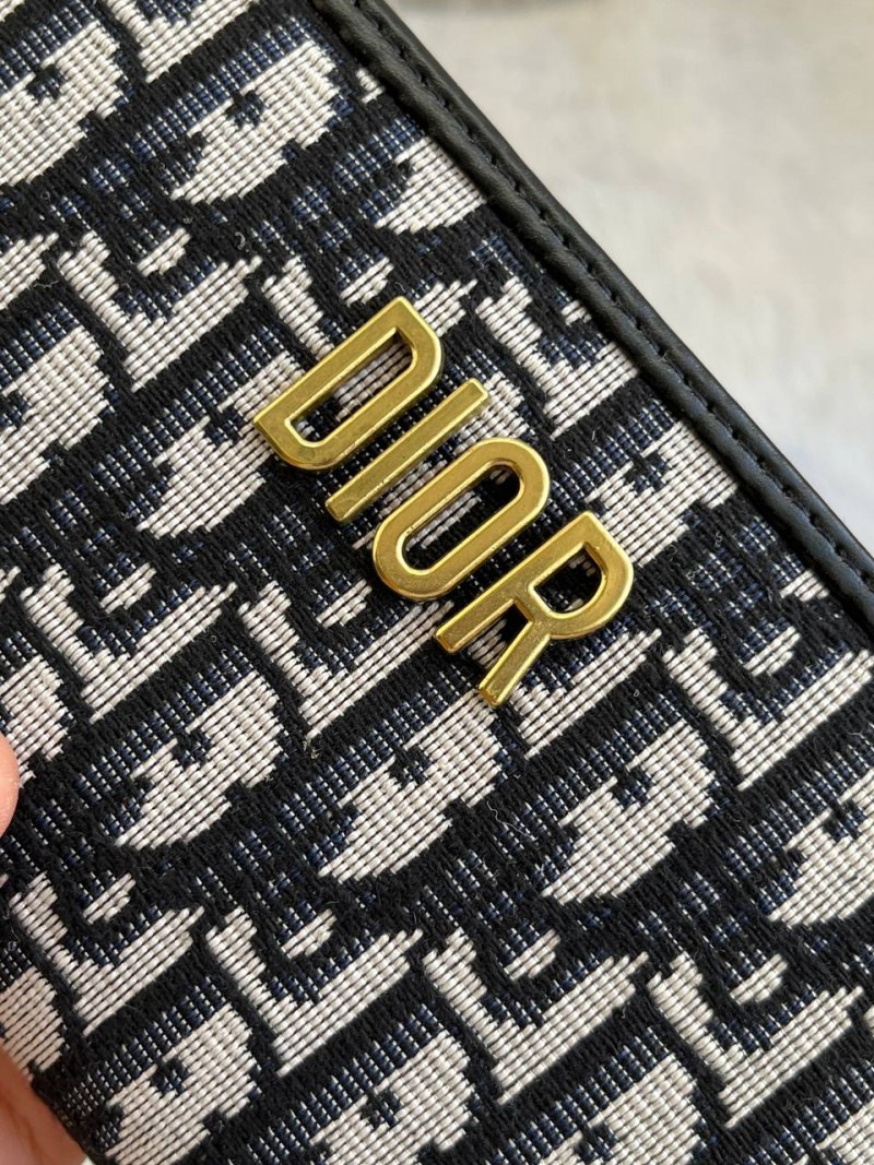 Diyor_85-1_Black_Zippy_Wallet_With_OriginalBox