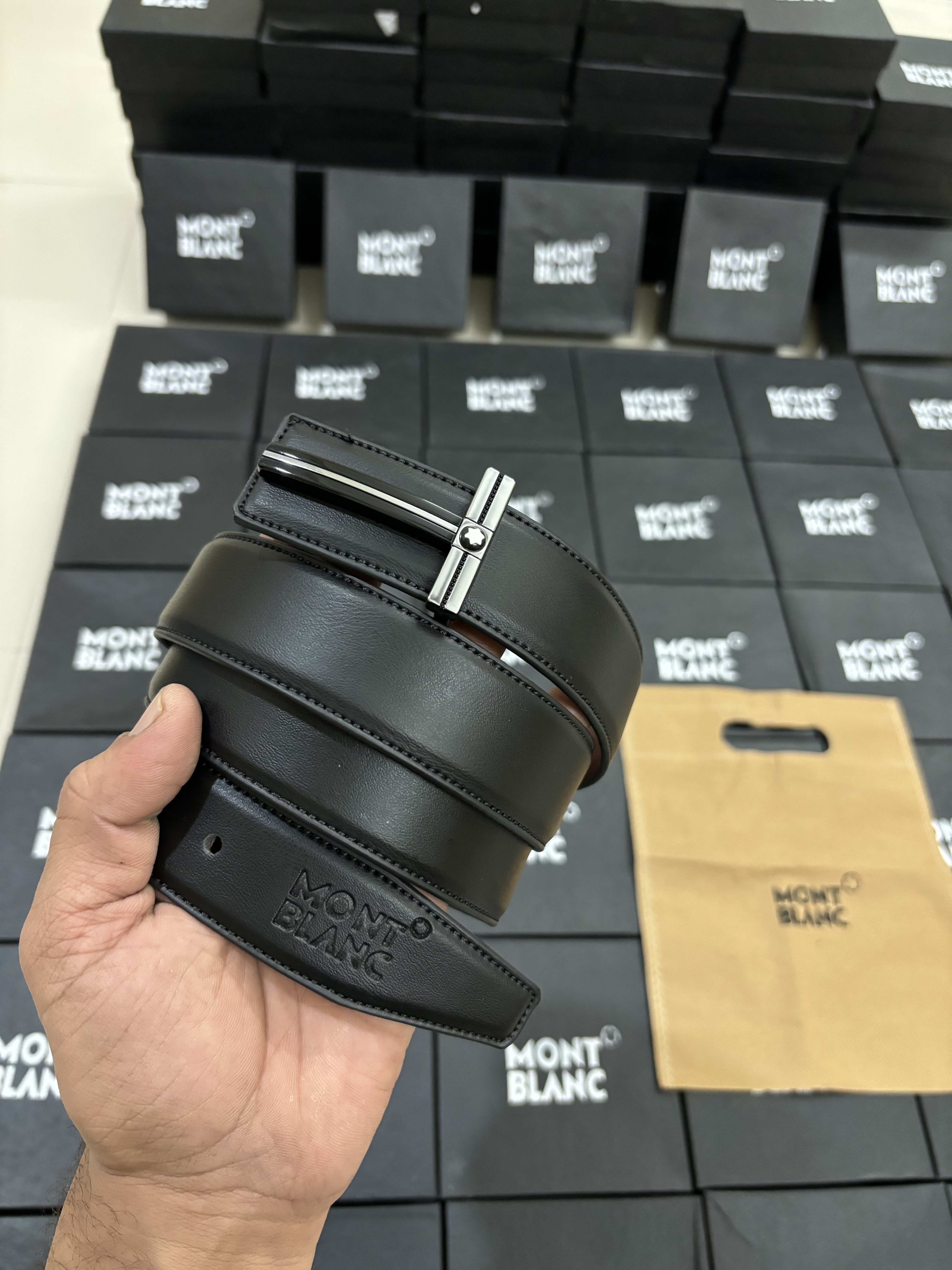 03 MONT BLANC SILVER BLACK 2TONE COLOUR PREMIUM QUALITY REVERSIBLE BELT WITH BOX