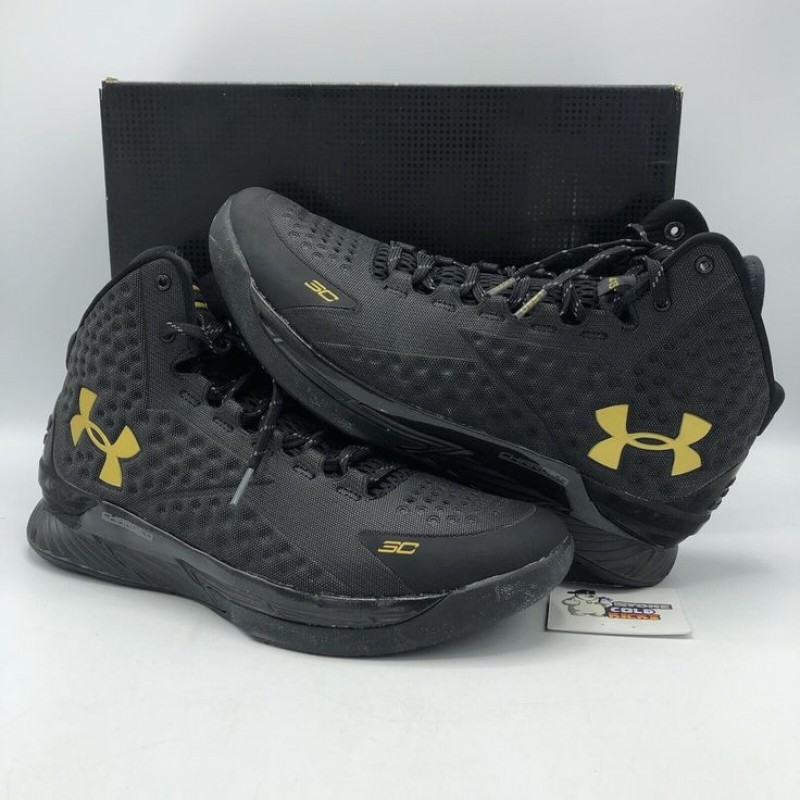 underr Armour CURRY 1 GOLD BANNER BLACKOUT