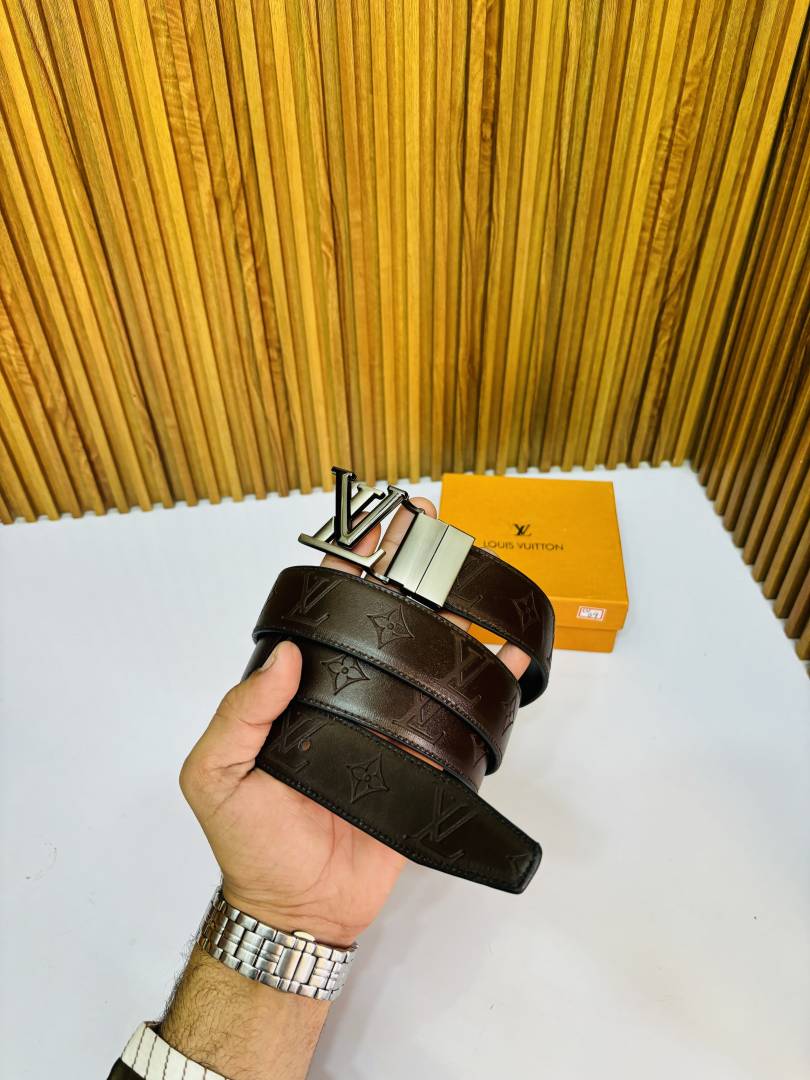 09 LV LOIUS VUTTON PREMIUM QUALITY REVERSIBLE BELT